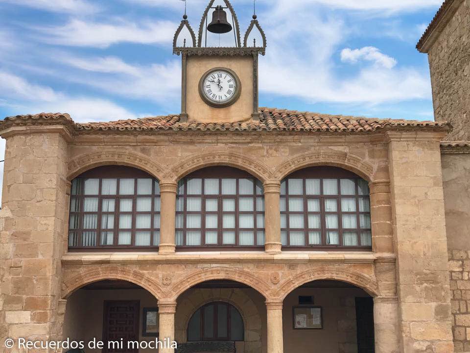 Morón de Almazán